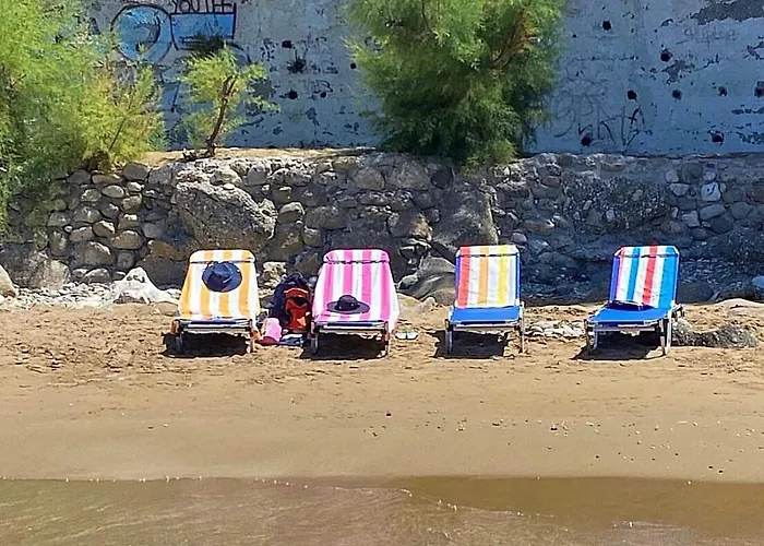 Black Rocks Άγιος Γόρδιος