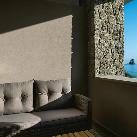 Black Rocks Hotel Agios Gordios (Corfu)